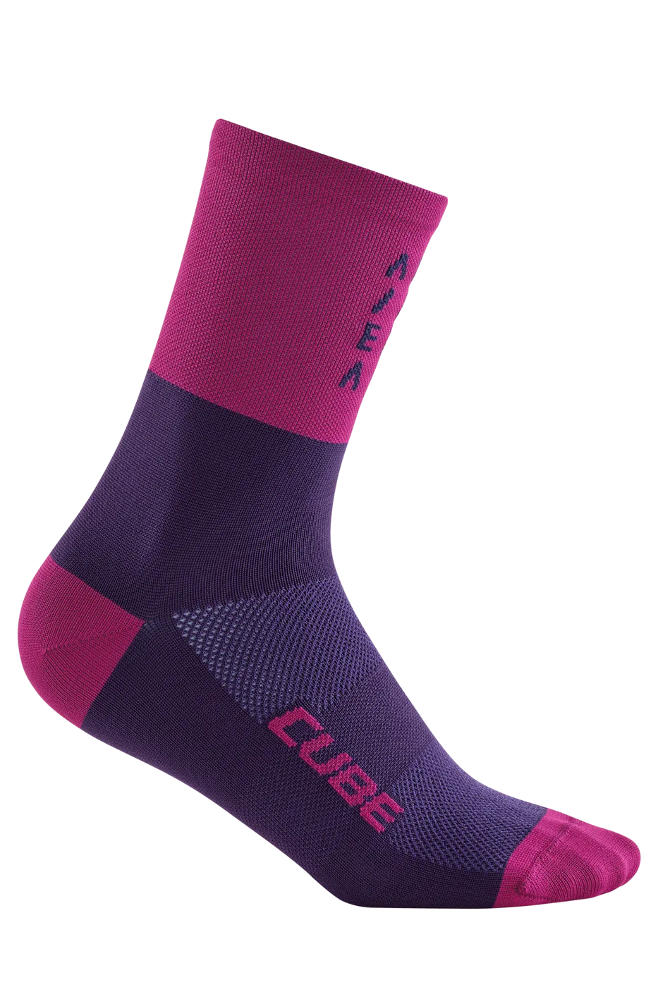 Ein einzelnes CUBE Socke High Cut ATX in Lila und Magenta mit Knöcheltext, dargestellt auf einem schlichten weißen Hintergrund. Ideal für dein nächstes Workout.